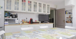 Furnished room with heating in 4-bedroom apartment, Marolles
